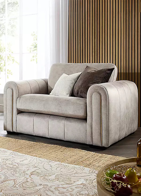 Goathland Love Seat